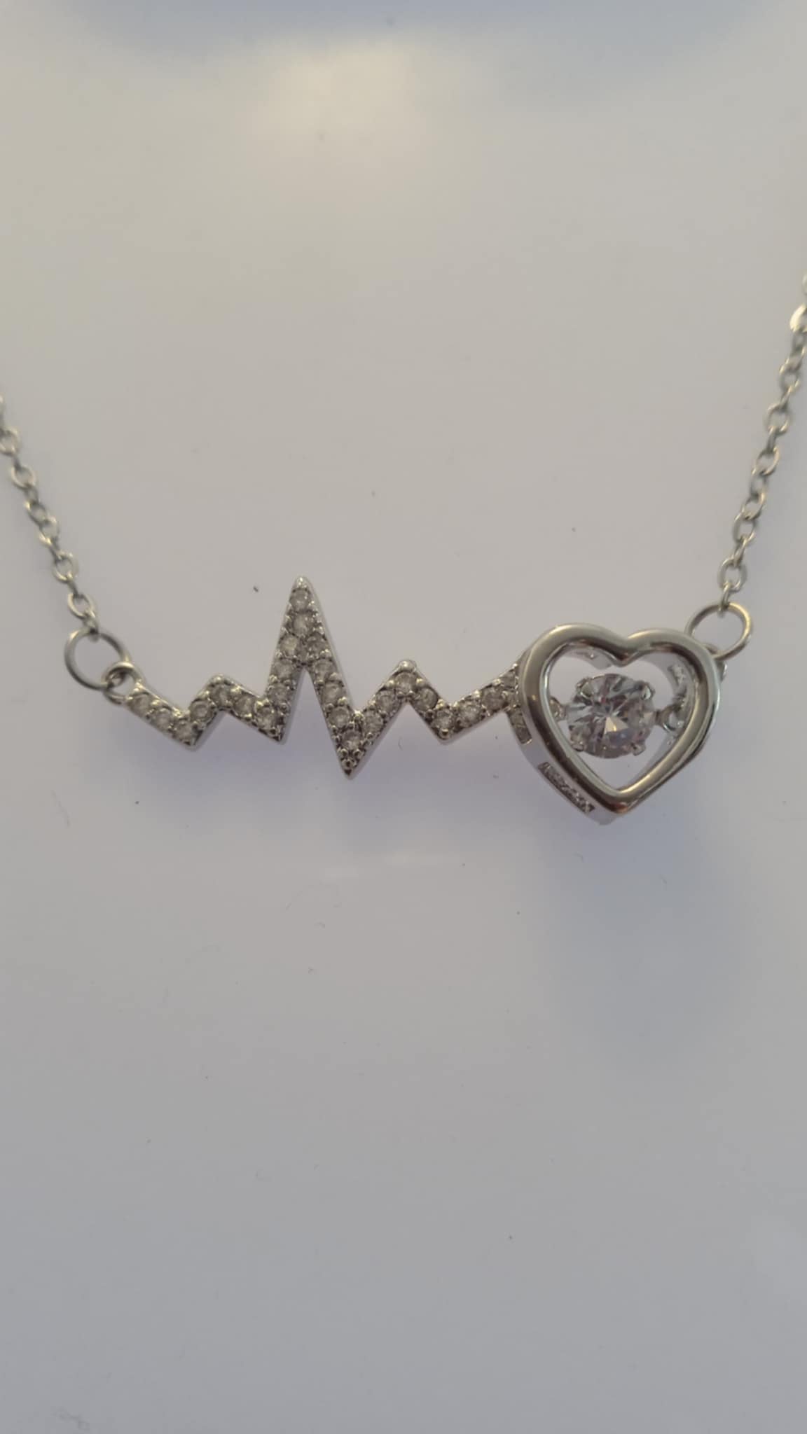 Collier battement de coeur en acier inoxydable