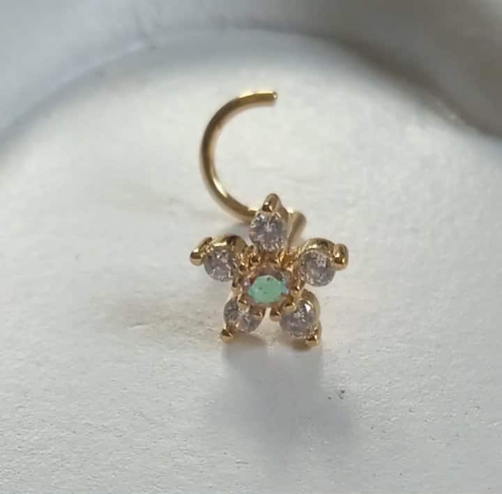 percing pour le nez motif fleur en acier inoxydable