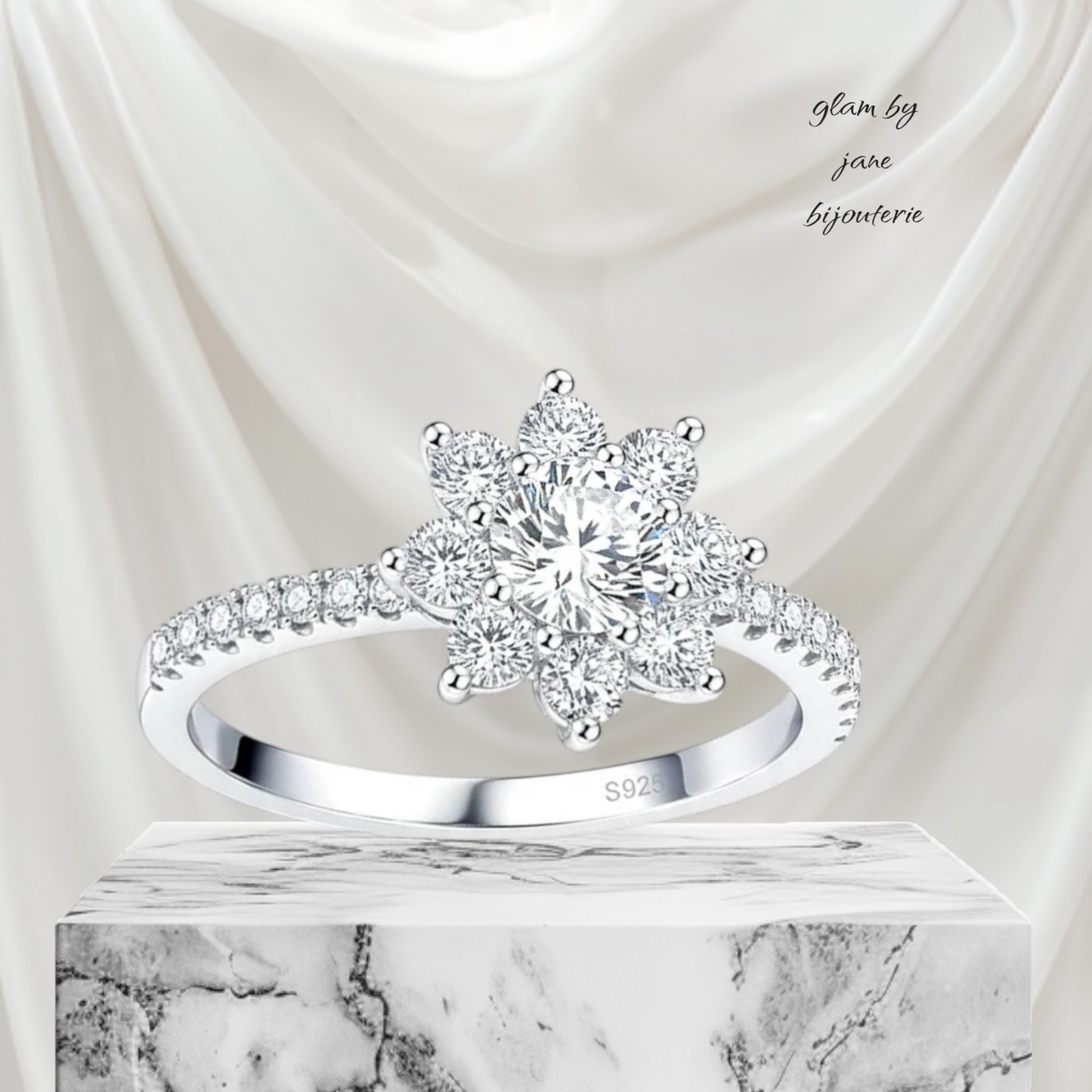 Bague réglable argent 925 ornée de zirconiums Soleil