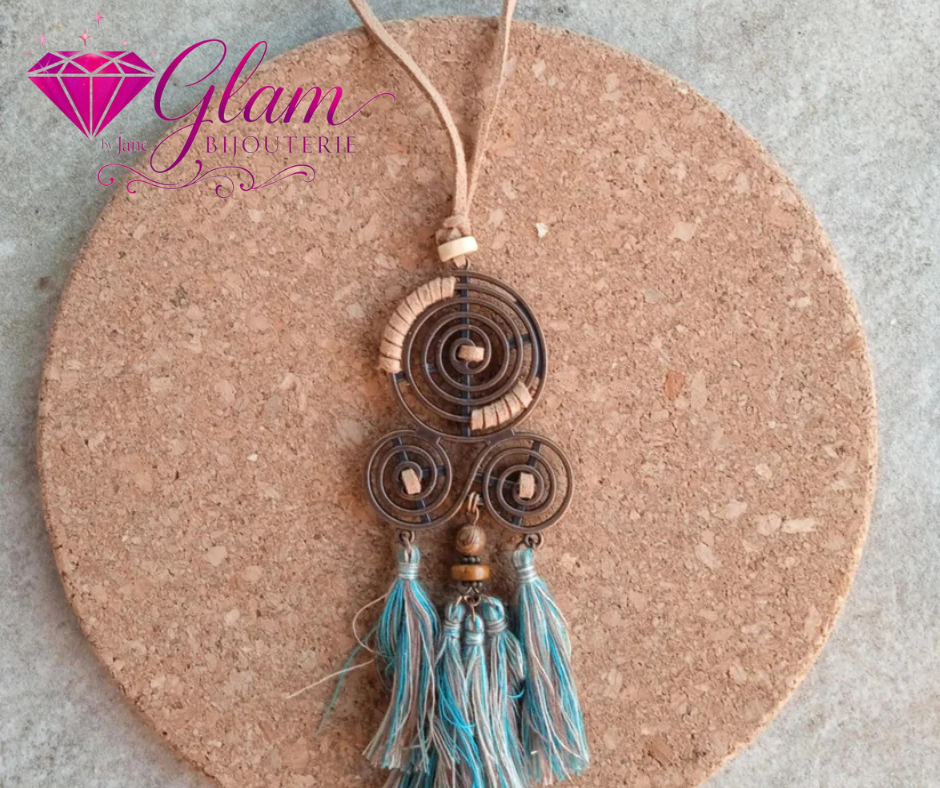 grand Collier bohême avec pompons