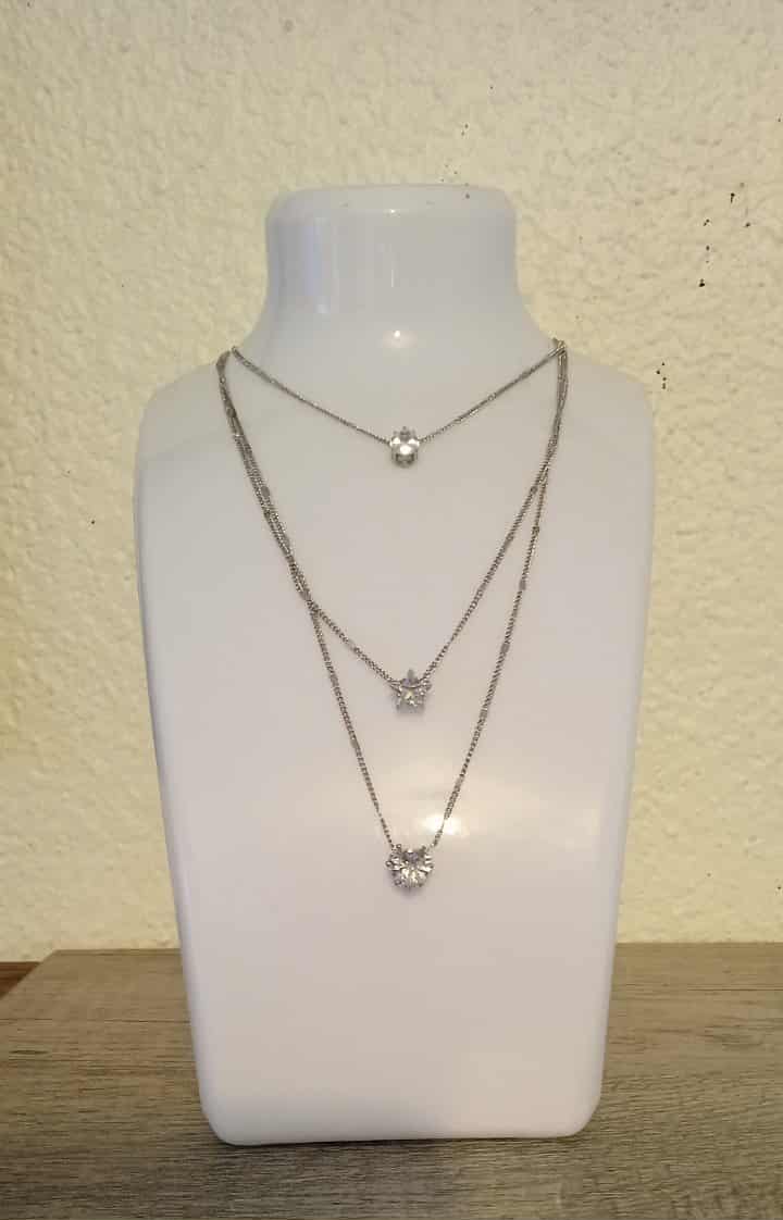 Collier triple chaine zirconium