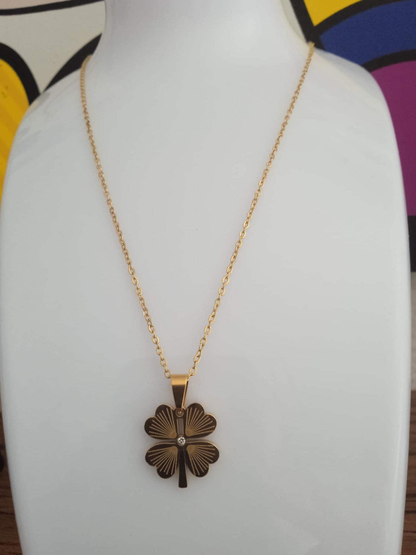 Collier trèfle en acier inoxydable