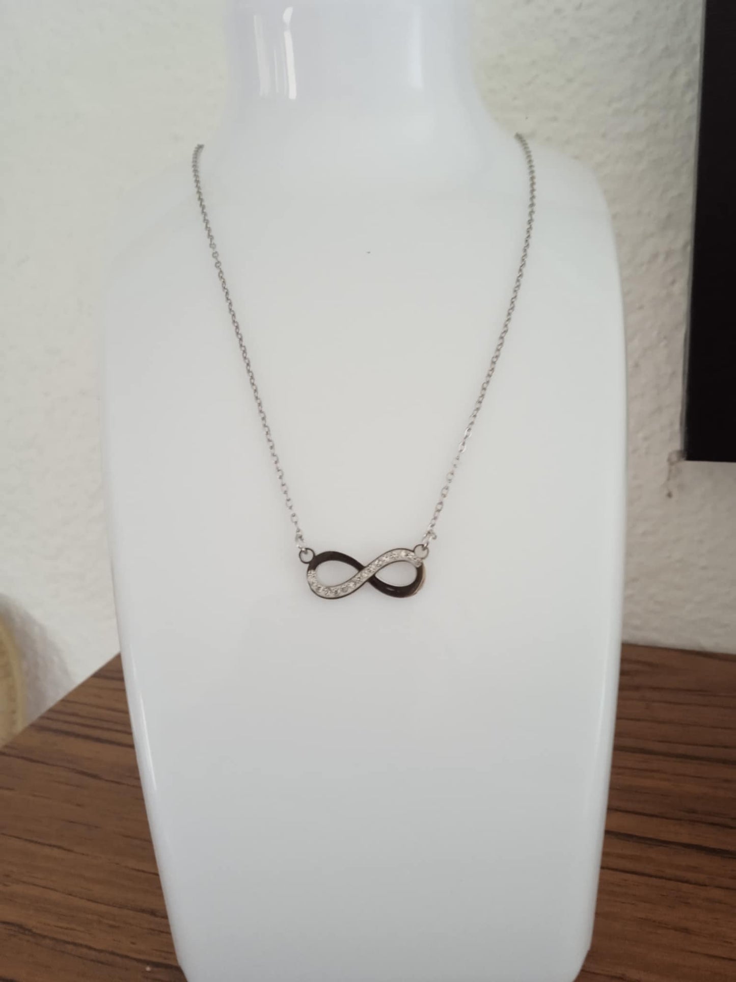 Collier infini en acier inoxydable