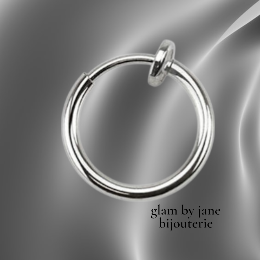 Faux piercing en acier chirurgical 316L anodisé titane.