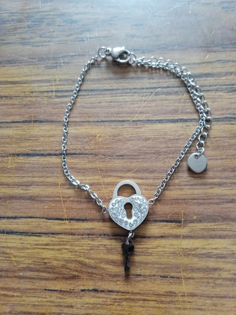 Bracelet cadenas avec sa clé en acier inoxydable
