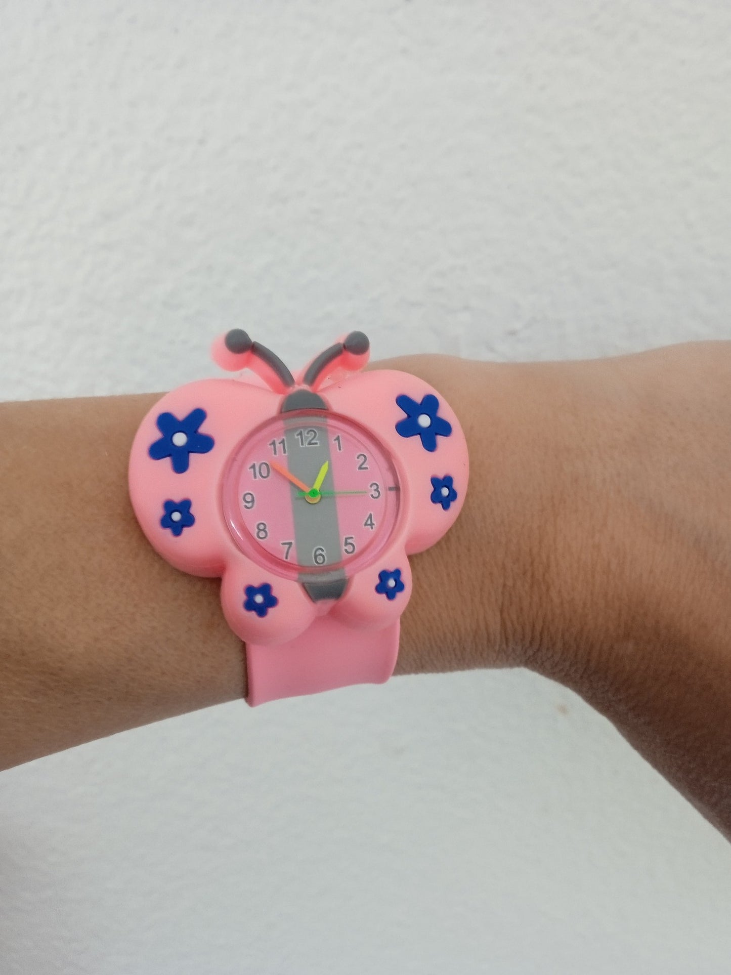 montre fille papillon