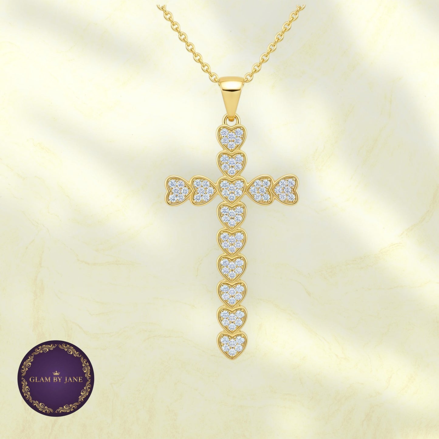 Collier doré chaîne et pendentif croix cœurs zirconiums sertis